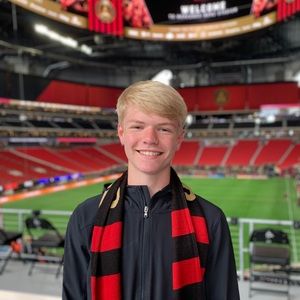 Meet your Posher, Victor